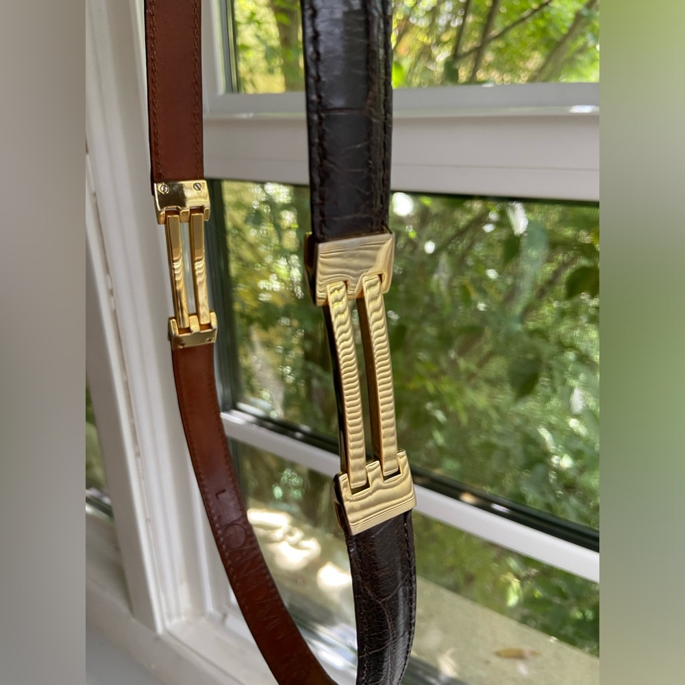 Fashion leather Belt Joan & David croco embossed size 33